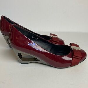 Salvatore Ferragamo Cut-out Wedge Heels Blood Patent Calf Leather 37 6.5 Vintage